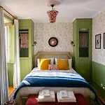 Rosegarden Essence - By Unlock Guest house