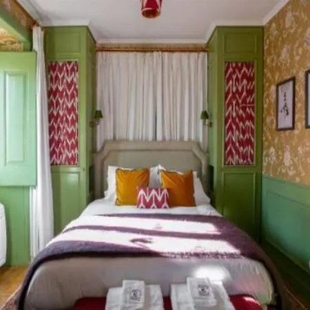 Penzion Rosegarden Essence - By Unlock Sintra