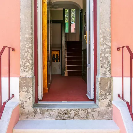 Rosegarden Essence - By Unlock