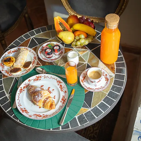 Rosegarden Essence - By Unlock 4* Sintra