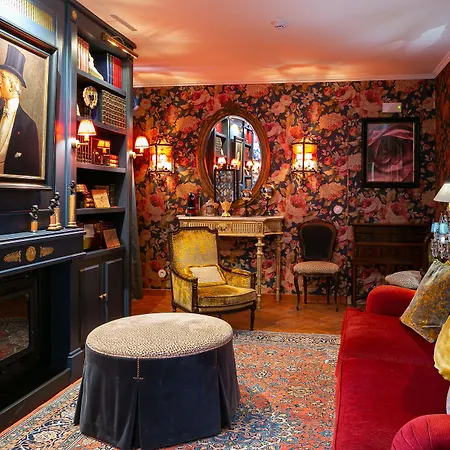 Rosegarden Essence - By Unlock