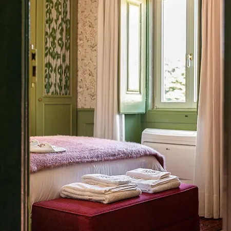 Rosegarden Essence - By Unlock Penzion Sintra